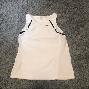 nike workout top